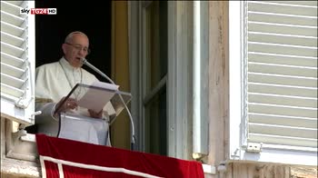 Angelus, il Papa prega per il Venezuela