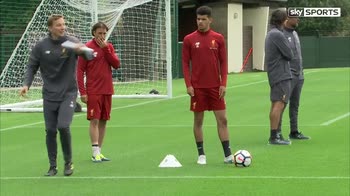 Klopp casts eye on Salah