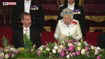 Queen hails 'dynamic and modern' UK-Spain ties