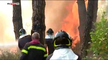 L'emergenza incendi non dà tregua