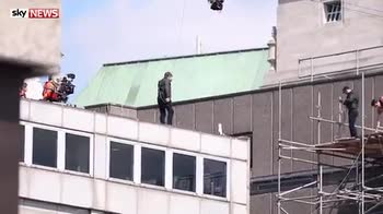 Tom Cruise stunt mishap during rooftop shoot