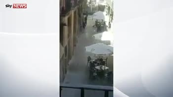 Spanish police search streets and bars for terrorists