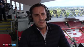 Neville: Arsenal key 5 'disgraceful'