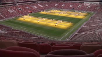 World Cup ticket bids exceed 1m