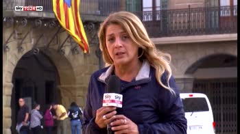 indipendenza Catalogna, negozi aperti per protesta