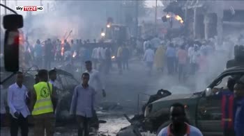 Attacco Somalia, quasi 200 morti in strage più grave