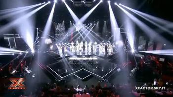 L'ingresso dei giudici sul palco dell'X Factor Arena
