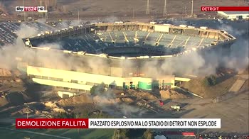 Piazzato esplosivo per demolizione ma stadio non crolla