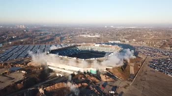 Demolizione Pontiac Silverdome, lo stadio non esplode