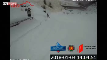 Man walks away from Zermatt avalanche