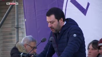 Salvini giura a Milano da premier