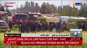 Algeria, aereo precipitato, oltre 200 vittime