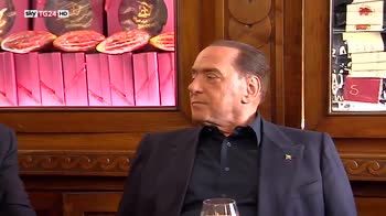 ERROR! Berlusconi riabilitato, pendenze non escludono buona condotta