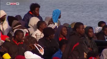 Emergenza migranti, gli obblighi dei salvataggi in mare
