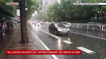 Tifone Ewiniar in Cina: 350 mm in 24 ore