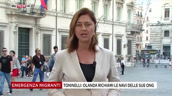 Migranti, Salvini: Navi ong al largo Libia cerchino altri porti