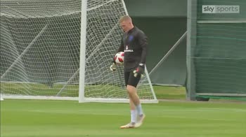 'Courtois out of order on Pickford'