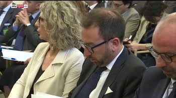 ERROR! Fondi Lega, Salvini, Mattarella sensibile a diritto di parola