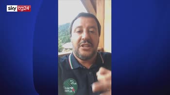 Salvini, basta finti rifugiati, giovani palestrati