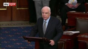 ERROR! Addio a McCain, nuovo sgarbo del presidente Trump