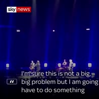 Bono loses his voice on stage