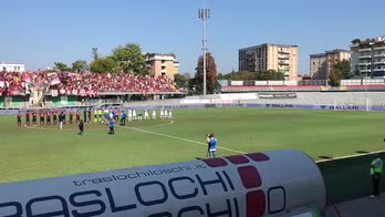 Reggio Audace-San Marino, l'ingresso delle squadre in campo