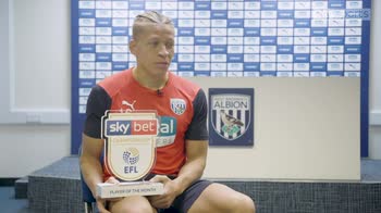 Gayle wins Player of the Month