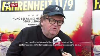 Politica italiana, la versione di Michael Moore