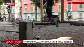 Napoli, parco vandalizzato più volte mette a rischio i bambini