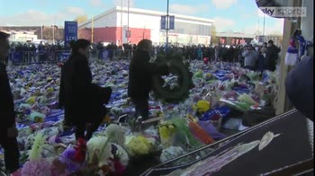 Leicester owner's family lay down wreath
