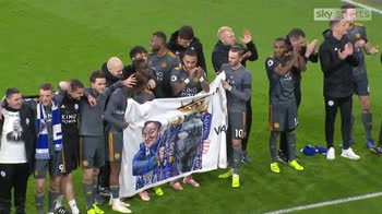 Leicester celebrate win with fans
