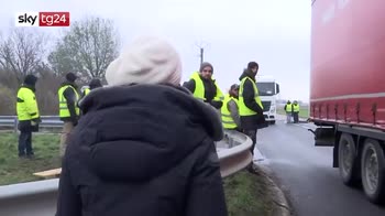 ERROR!  Francia, quarto giorno di protesta per i gilet gialli
