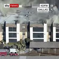Fire destroys Dallas apartment block