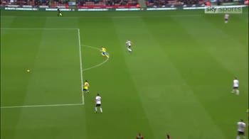 Henderson howler gifts Leeds goal
