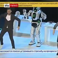 'High-tech' robot on Russian TV was man in suit