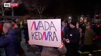 ERROR! PROTESTE IN SERBIA, GIOVANI CONTRO VUCIC