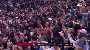 NBA, bentornato Vince Carter: la standing ovation a Toronto