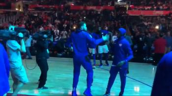NBA, l'ovazione dello Staples Center per Blake Griffin