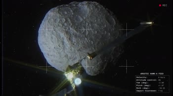 Il video dell'impatto di un satellite con un asteroide