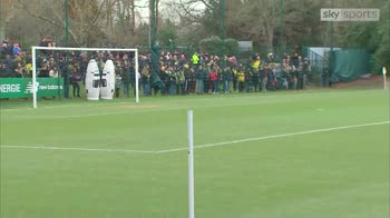 Nantes pay tribute to Sala in training