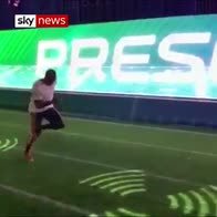Usain Bolt matches 40yd dash record at NFL event