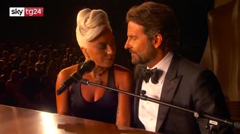 Lady Gaga chiarisce: nessun flirt con Bradley Cooper