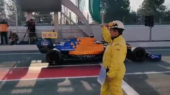 Test, ultima giornata: subito Sainz in pista con la McLaren
