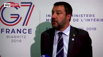 G7, a Parigi prove di disgelo tra Salvini e Castaner