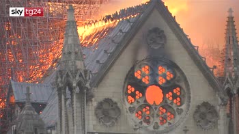 Incedio Notre Dame, l'inferno di fuoco