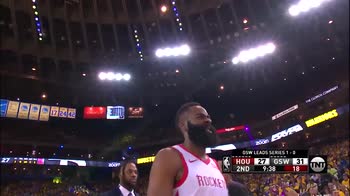 Playoff NBA: Harden torna in campo dopo l'infortunio