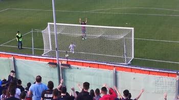 video-crotone-milic-figlio-gol-tifosi