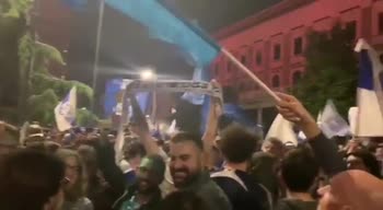 Brescia, dopo 8 anni di nuovo in A: il video della festa