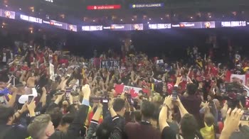 NBA Finals, tifosi Raptors fanno festa alla Oracle dopo G4