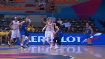 EuroBasket donne, passo e tiro pazzesco di Nicole Romeo